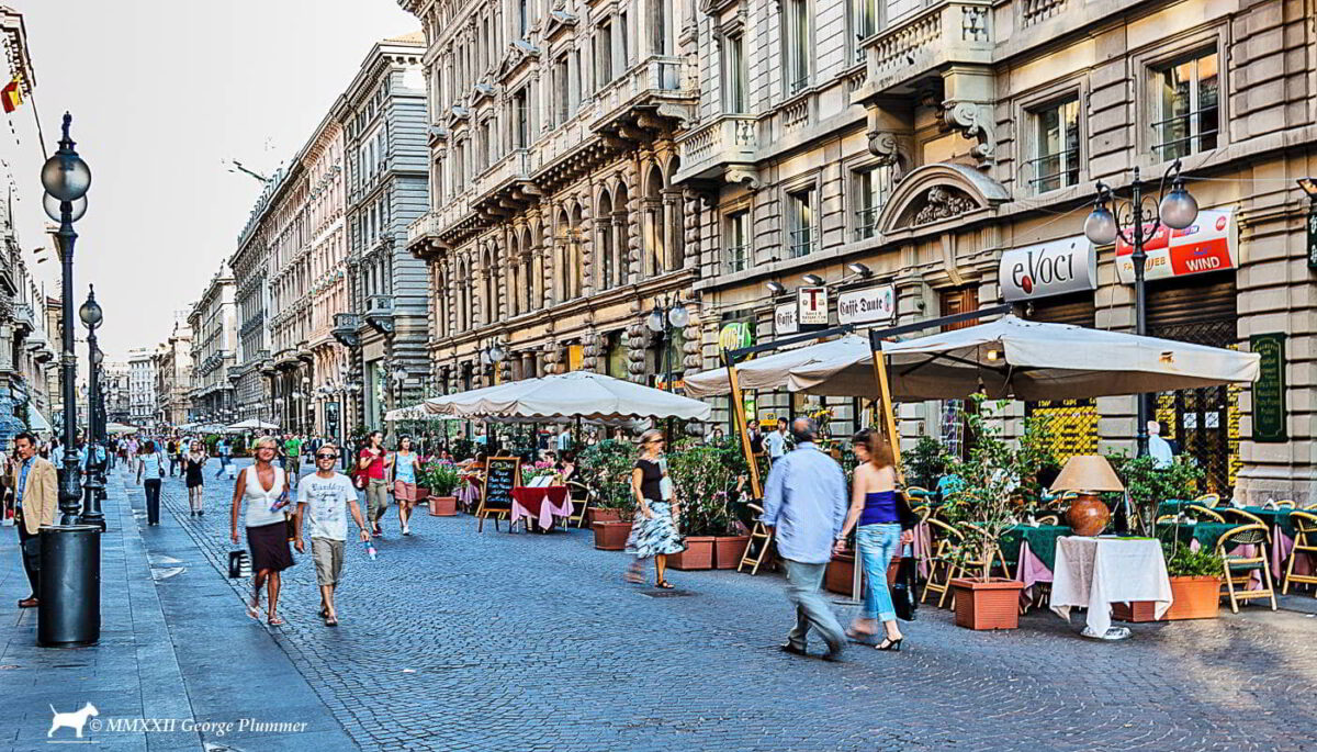 street cafes in Milan